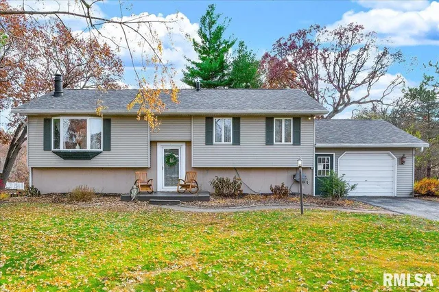 $239,900 | 10520 West Sir Durham Court, Mapleton, IL 61547