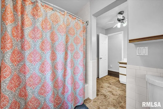 $239,900 | 10520 West Sir Durham Court, Mapleton, IL 61547