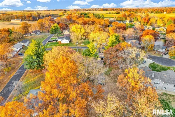 $239,900 | 10520 West Sir Durham Court, Mapleton, IL 61547