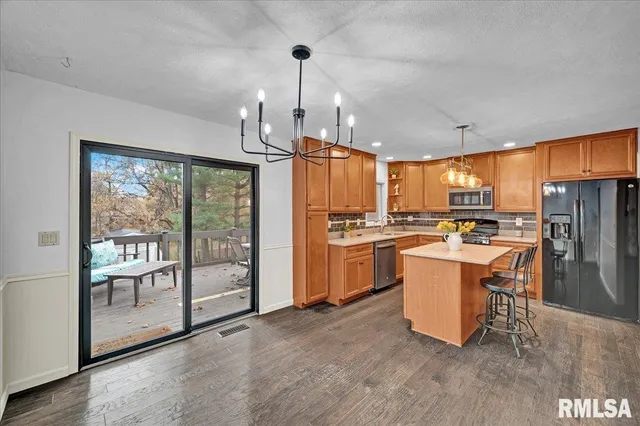 $239,900 | 10520 West Sir Durham Court, Mapleton, IL 61547