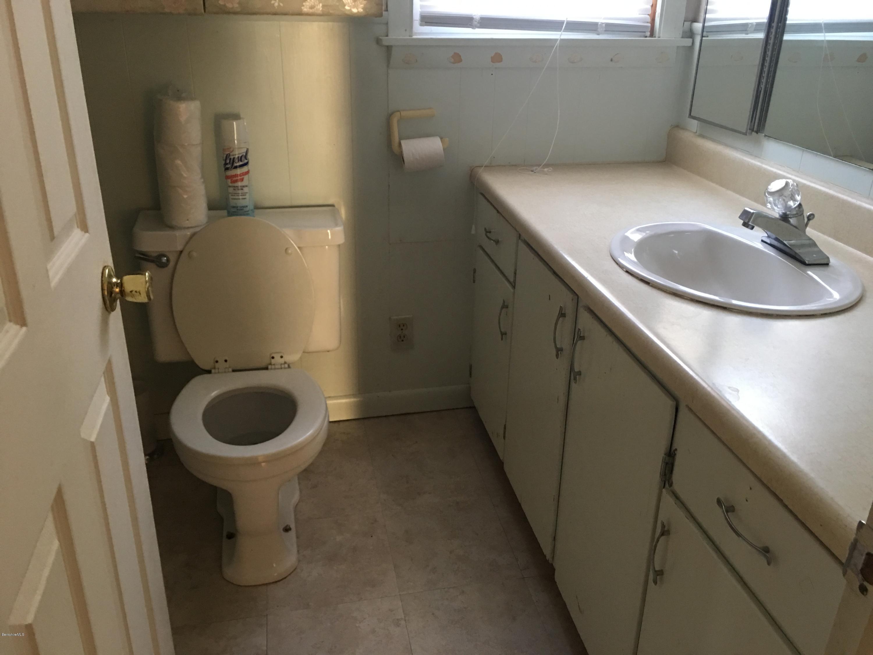 211 Pittsfield Road Lenox, MA 01240 - Photo 12 of 13 Full bath 1st Fl