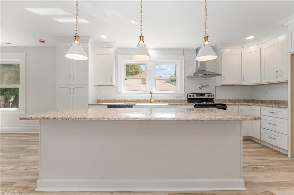 304 Louise Avenue High Point, NC 27262 - Photo 13 of 38