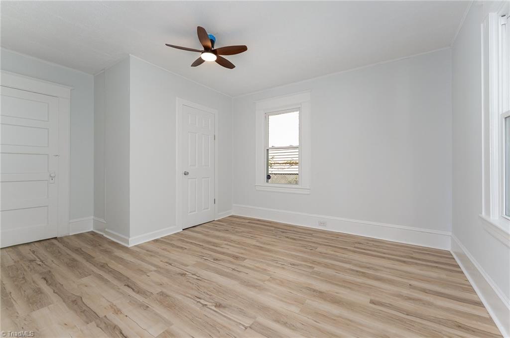 304 Louise Avenue High Point, NC 27262 - Photo 17 of 38