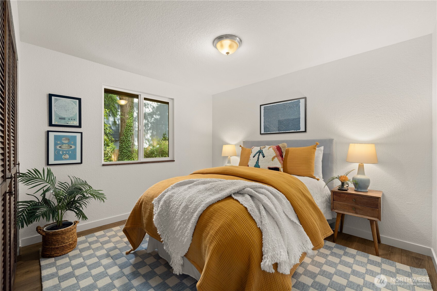 23417 Edmonds Way Edmonds, WA 98026 - Photo 12 of 32 Gallery Image 12