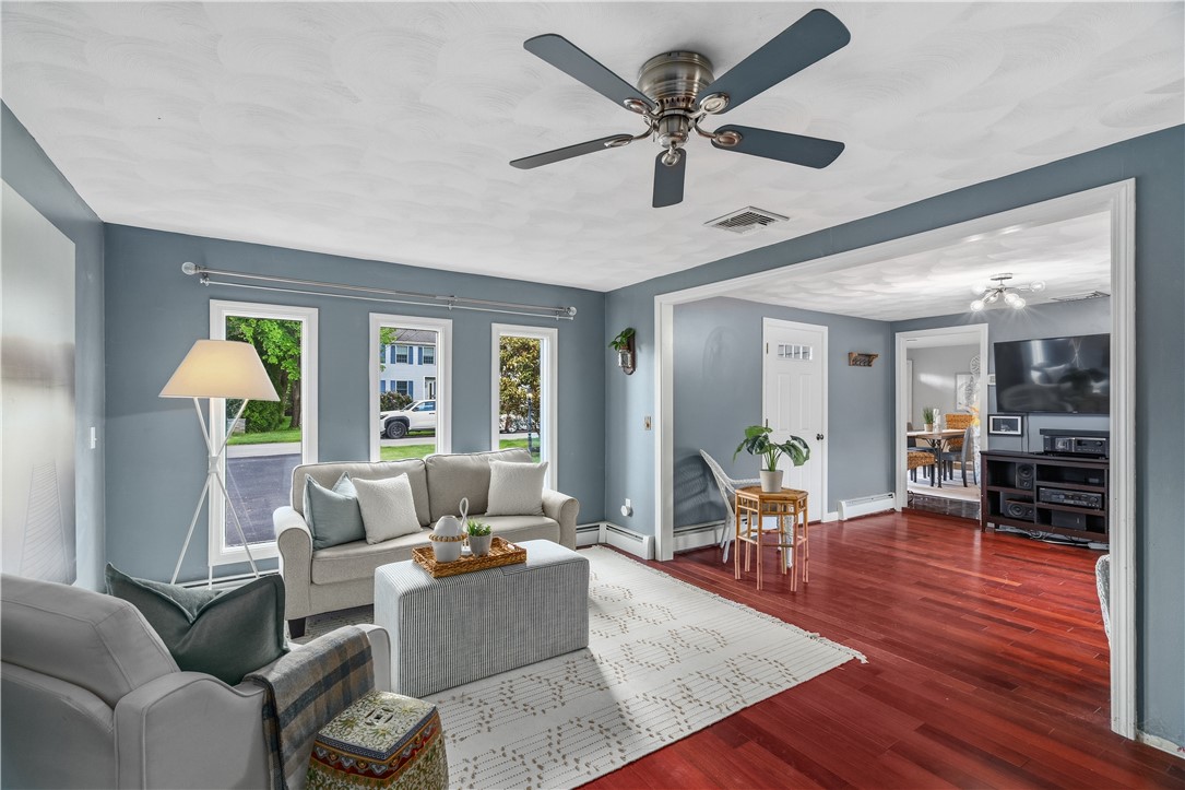32 Ridge Road Bristol, RI 02809 - Photo 12 of 39