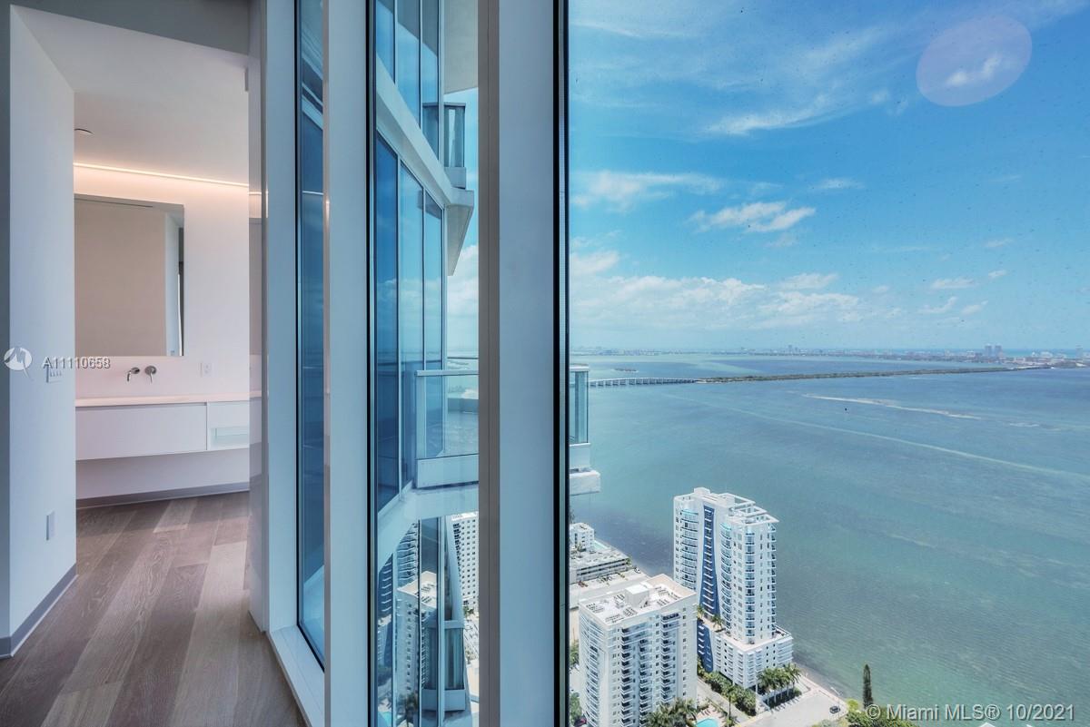 Edgewater Miami, FL 33137 - Photo 25 of 42 a view of livingroom with furniture