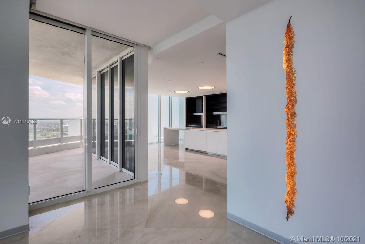 Edgewater Miami, FL 33137 - Photo 30 of 42 a view of entryway