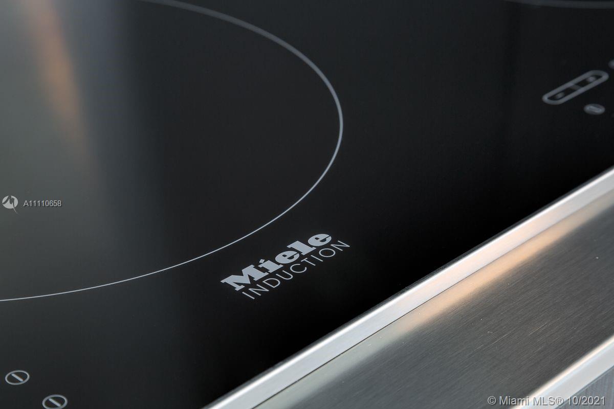 Edgewater Miami, FL 33137 - Photo 39 of 42