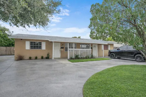 $550,000 | 2040 Northeast 2nd Terrace, Pompano Beach, FL 33060