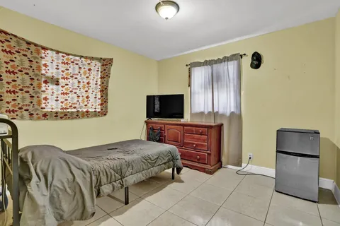 $550,000 | 2040 Northeast 2nd Terrace, Pompano Beach, FL 33060