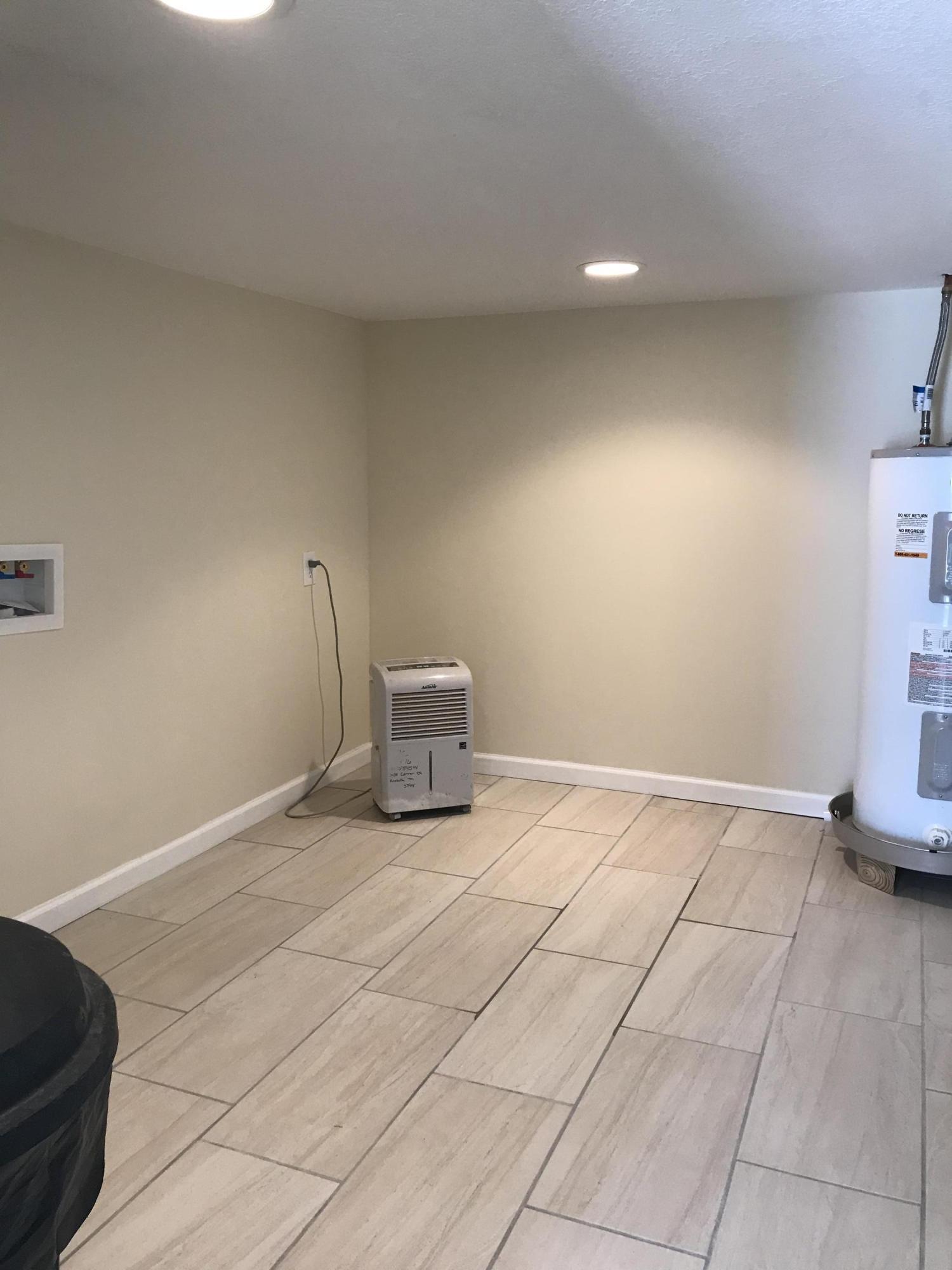 8025 Bell Road Knoxville, TN 37938 - Photo 14 of 20 Sherry Pic 22