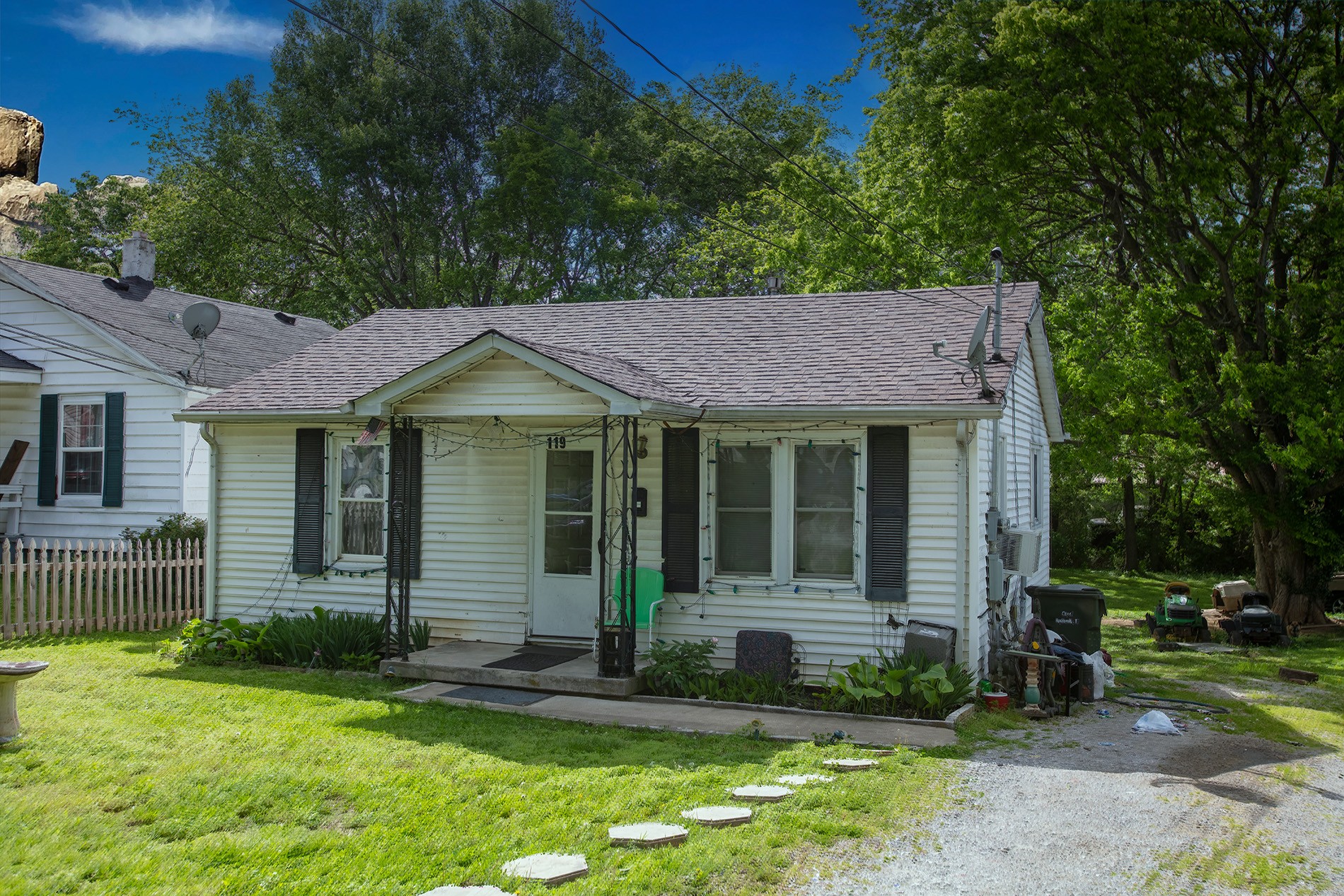 119 Fowler Ave  