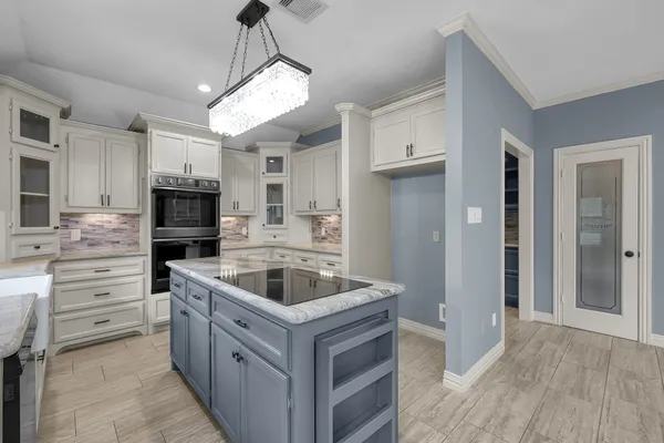$699,000 | 11486 Oak Springs Drive, Willis, TX 77378