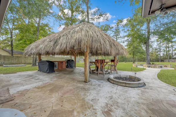 $699,000 | 11486 Oak Springs Drive, Willis, TX 77378