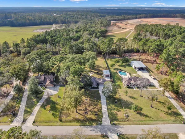 $699,000 | 11486 Oak Springs Drive, Willis, TX 77378