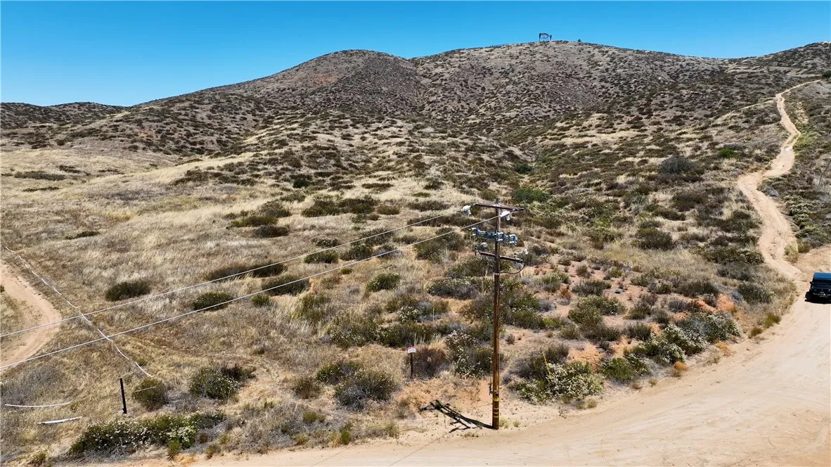 1 Intrepid Road Temecula, CA 92592 - Photo 9 of 13