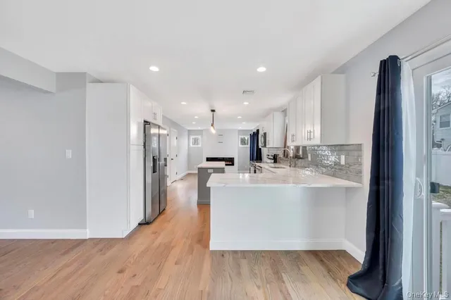 $879,999 | 42 Volta Drive, Deer Park, NY 11729