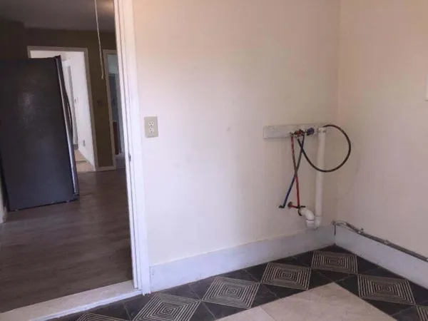 $115,000 | 2120 South Burdick Street, Kalamazoo, MI 49001