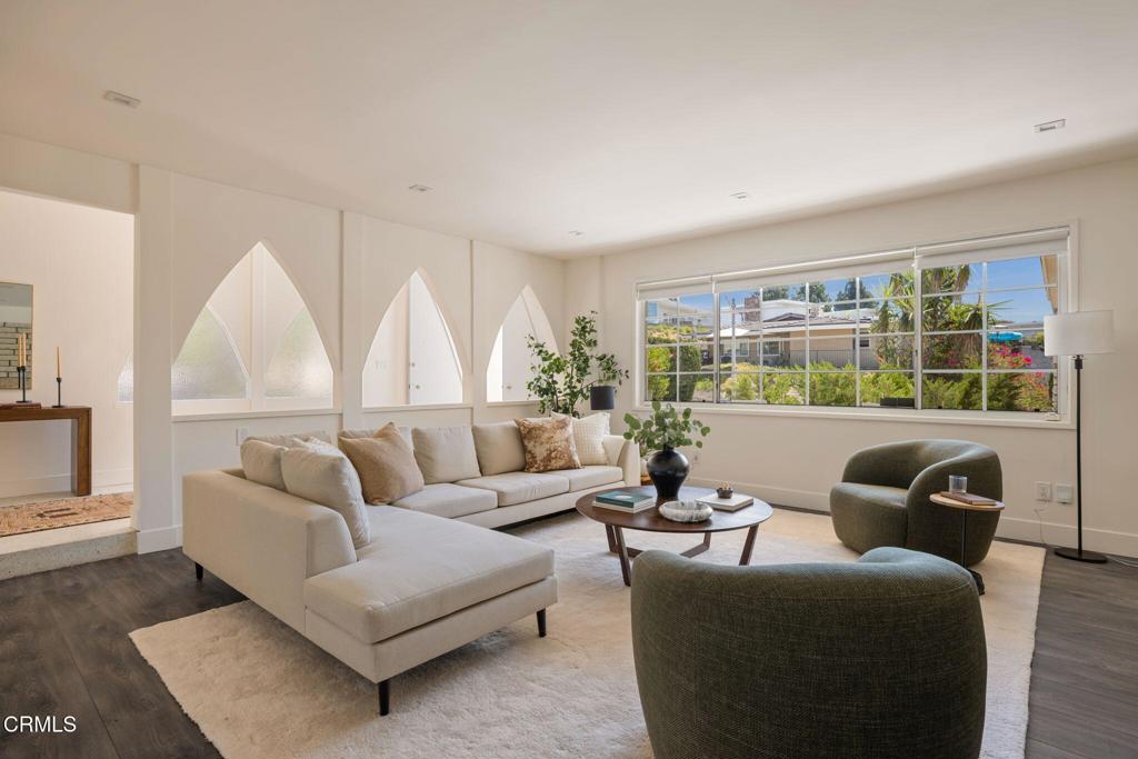 1919 Deermont Road Glendale, CA 91207 - Photo 8 of 57 011_Deermont 1919_by mrbarcelo