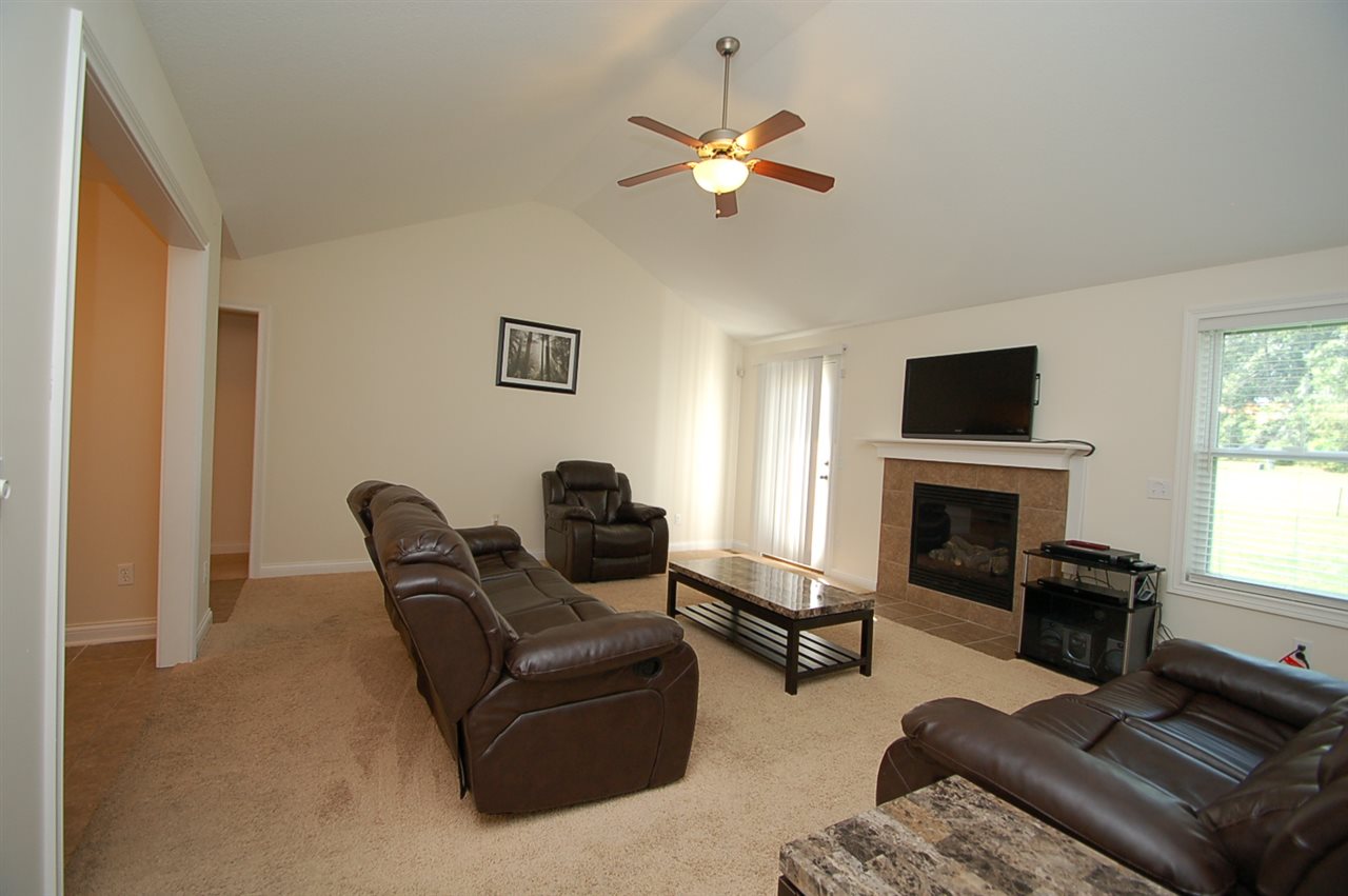 2219 Cedar Ridge Cove Fort Wayne, IN 46818 - Photo 2 of 20 Gallery Image 2