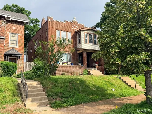 $219,000 | 5807 South Kingshighway Boulevard, St. Louis, MO 63109