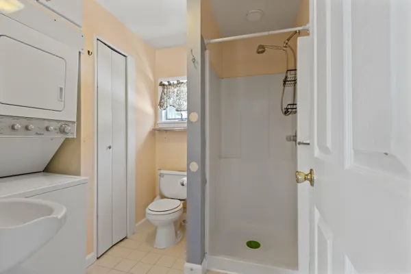 $875,000 | 230 Dolloff Road, Standish, ME 04084