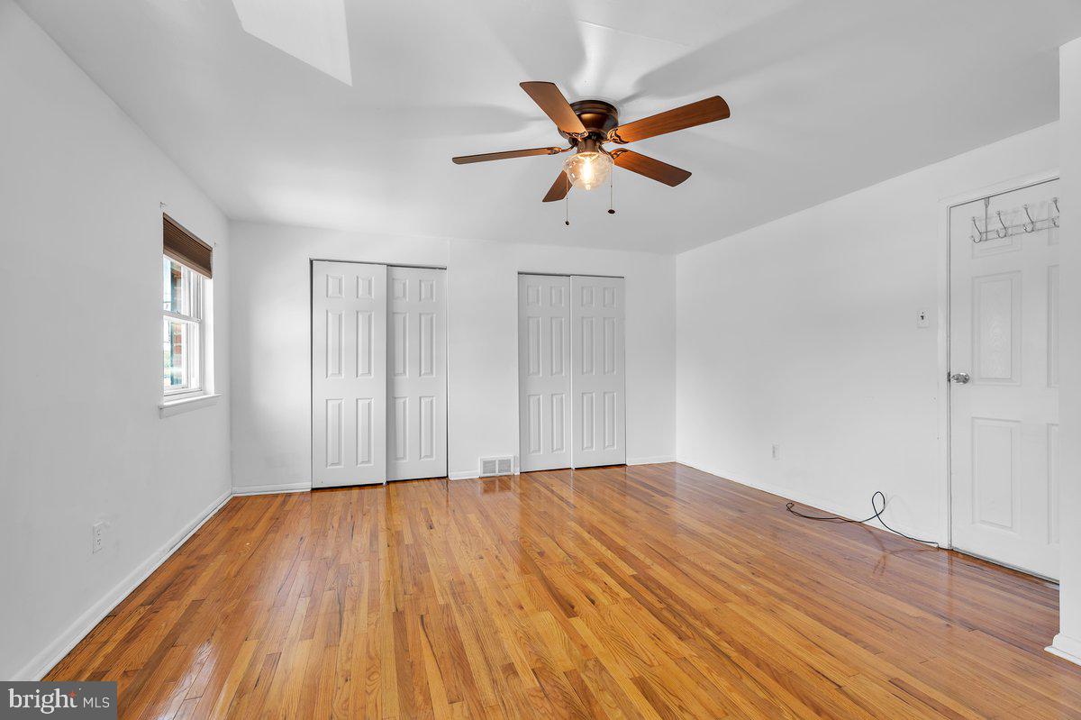 12767 Dunks Ferry Road Philadelphia, PA 19154 - Photo 15 of 41 Gallery Image 15