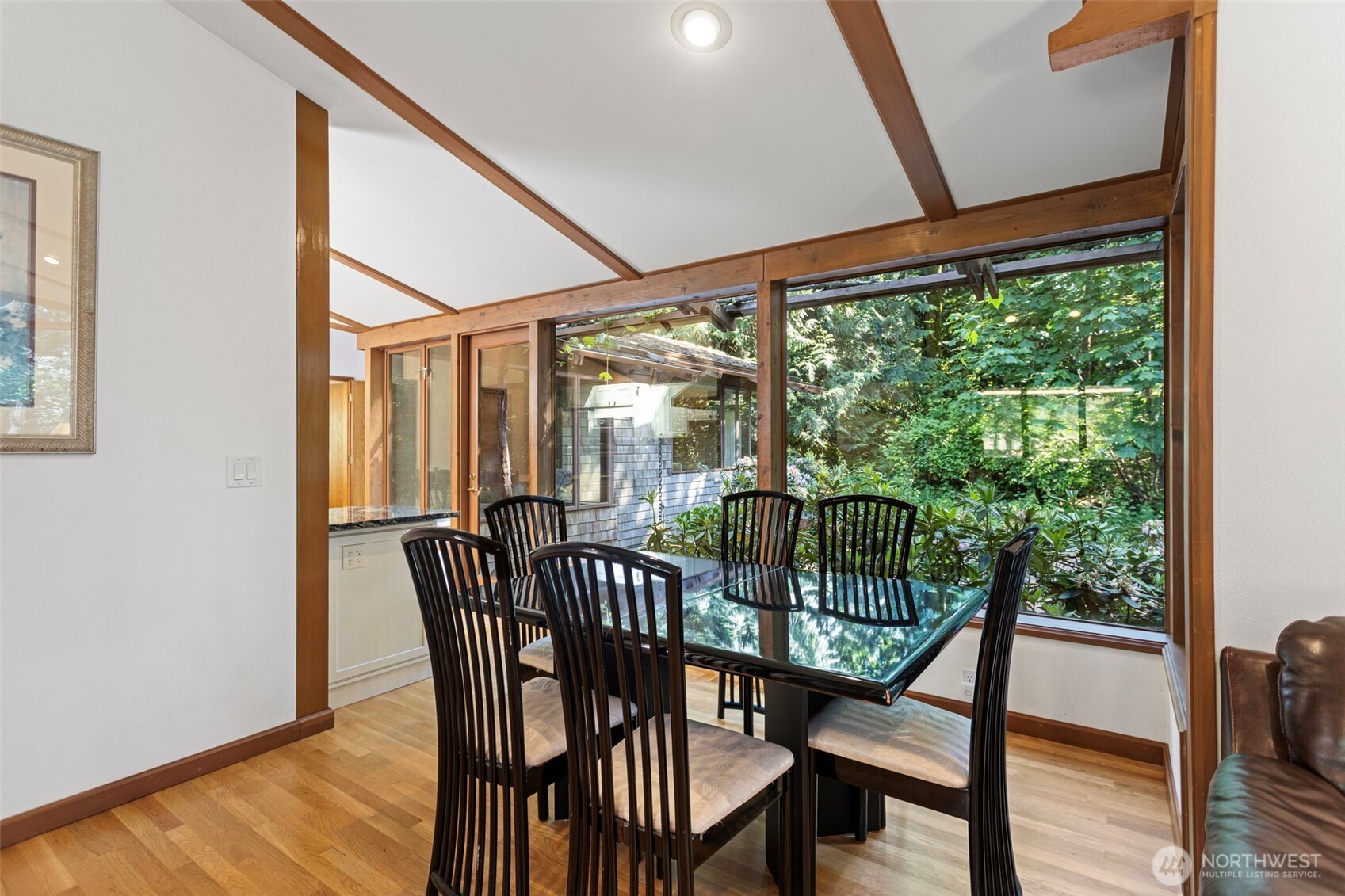19611 Northeast Redmond Road Redmond, WA 98053 - Photo 6 of 27