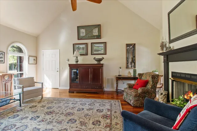 $575,000 | 48 Woodland Circle, Lawrenceburg, TN 38464