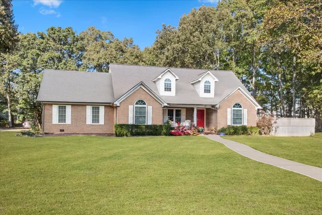 $575,000 | 48 Woodland Circle, Lawrenceburg, TN 38464