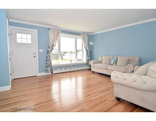 143 Cornhill Road Somerset, MA 02725 - Photo 10 of 37 Gallery Image 10