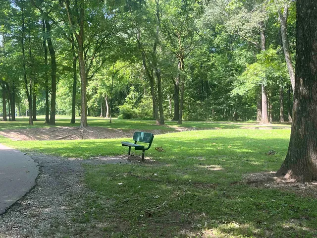 $289,900 | 6960 Country Road, Germantown, TN 38138