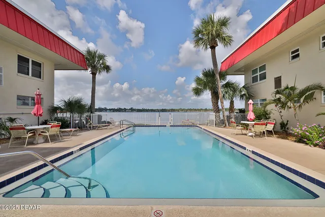 $1,400 | 2711 North Halifax Avenue, Unit 789, Daytona Beach, FL 32118