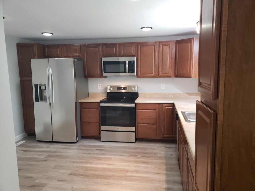 105 Prospect Street Athol, MA 01331 - Photo 4 of 20 Gallery Image 4