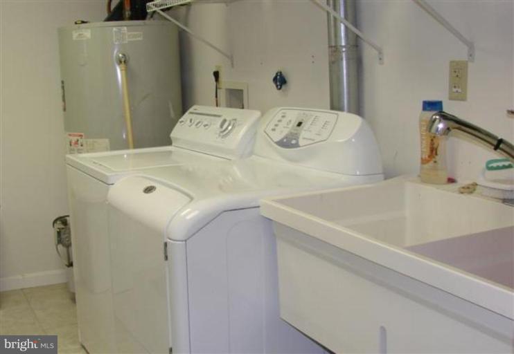 620 Old Love Point Road Stevensville, MD 21666 - Photo 16 of 30 Laundry Area 1