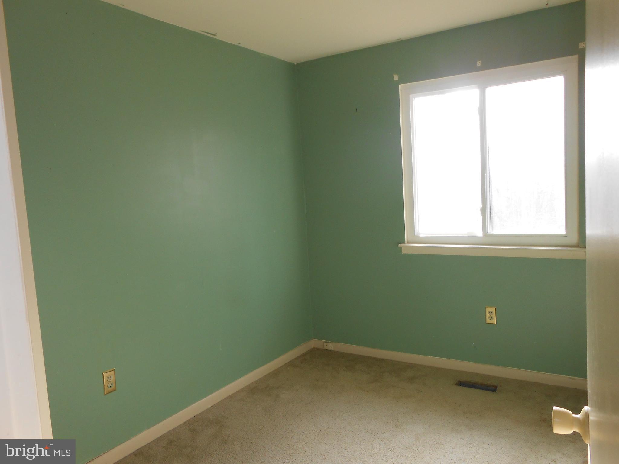 6647 Spring Mill Circle Baltimore, MD 21207 - Photo 7 of 8 Bedroom