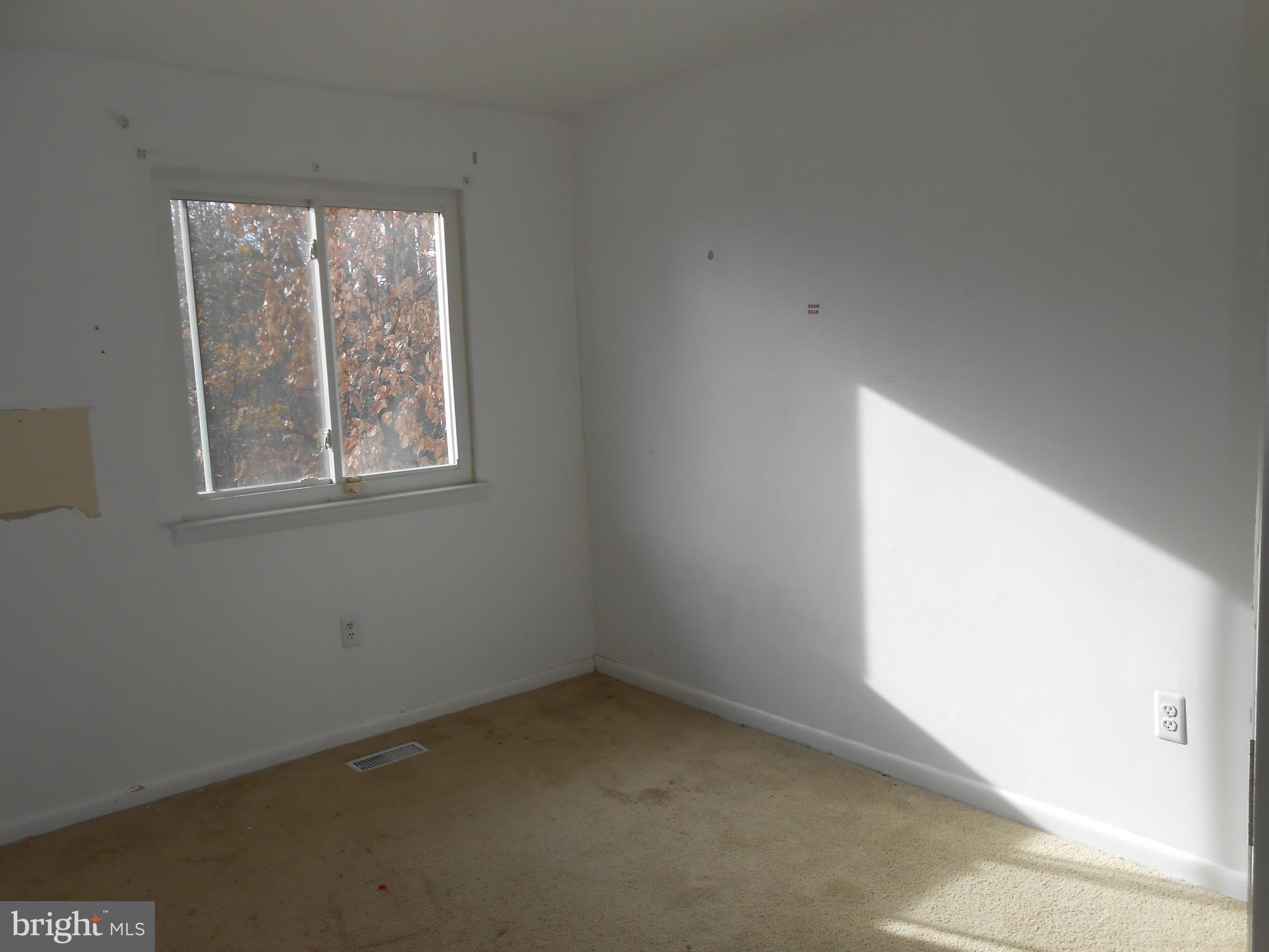 6647 Spring Mill Circle Baltimore, MD 21207 - Photo 8 of 8 Bedroom