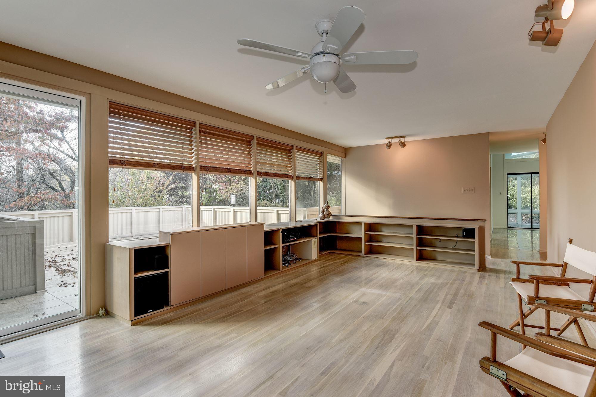 4020 Rickover Road Silver Spring, MD 20902 - Photo 13 of 30 Family Room