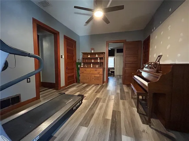 $279,000 | 523 West Walnut Street, Mound City, KS 66056