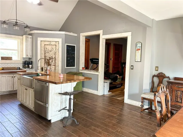 $279,000 | 523 West Walnut Street, Mound City, KS 66056