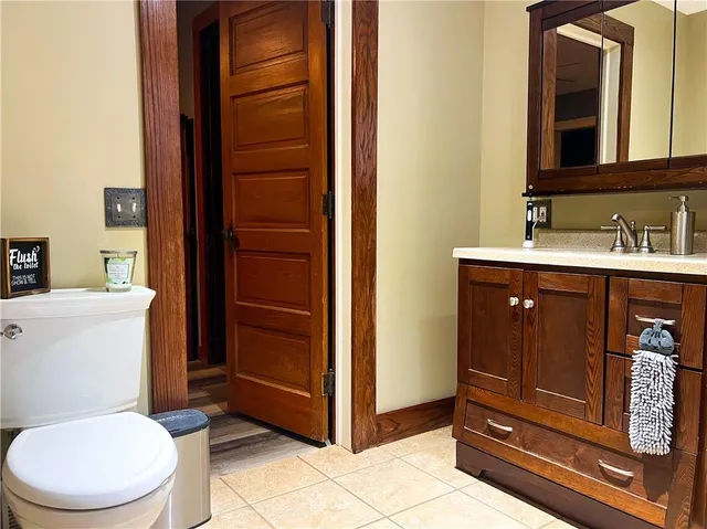 $279,000 | 523 West Walnut Street, Mound City, KS 66056