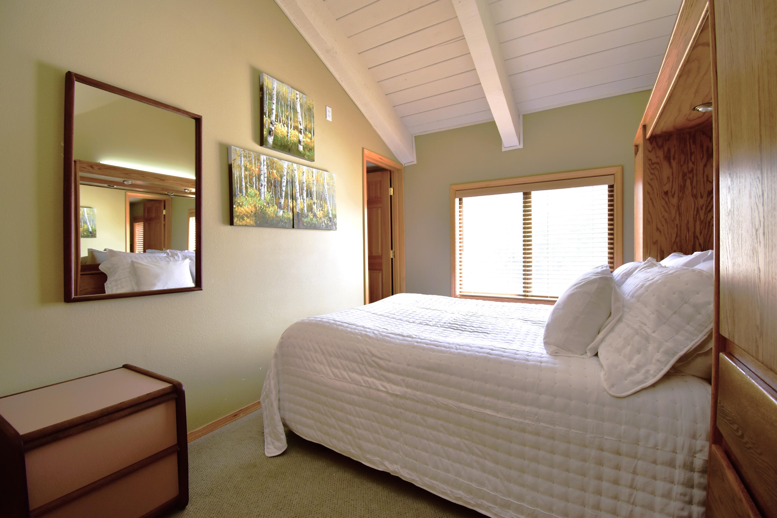 280 3rd Avenue South, Unit 24 Ketchum, ID 83340 - Photo 8 of 17 Bedroom 2