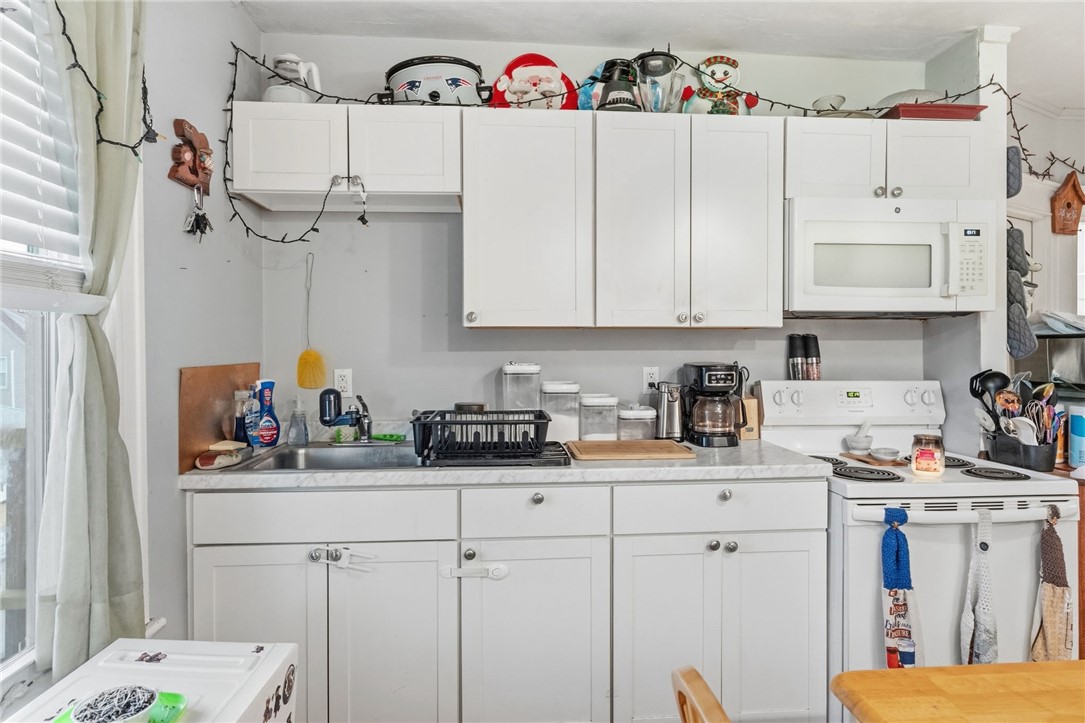 526 Bernon Street Woonsocket, RI 02895 - Photo 22 of 50