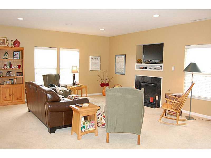 1265 Wild Ridge Boulevard Brownsburg, IN 46112 - Photo 10 of 24