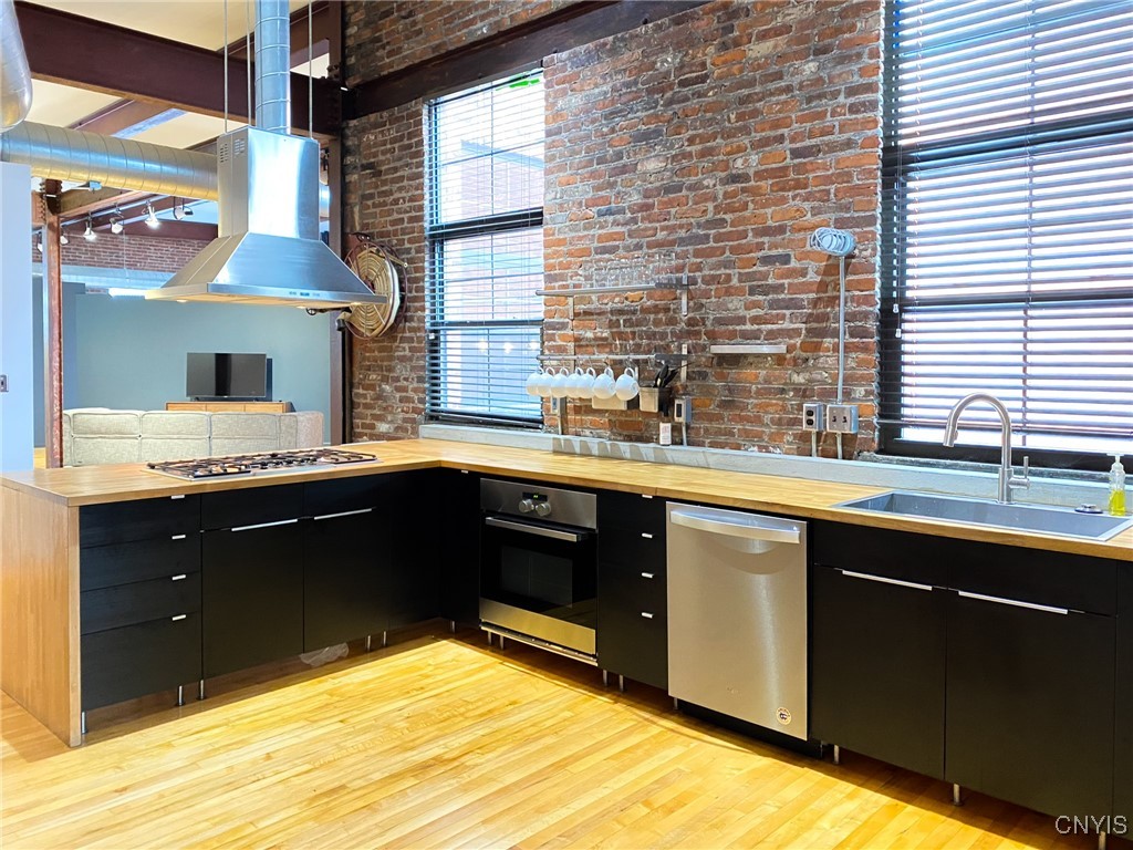 412 Main Street, Unit 202 Utica, NY 13501 - Photo 15 of 34