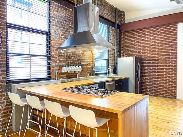 $2,850 | 412 Main Street, Unit 202, Utica, NY 13501