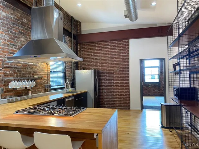 $2,850 | 412 Main Street, Unit 202, Utica, NY 13501