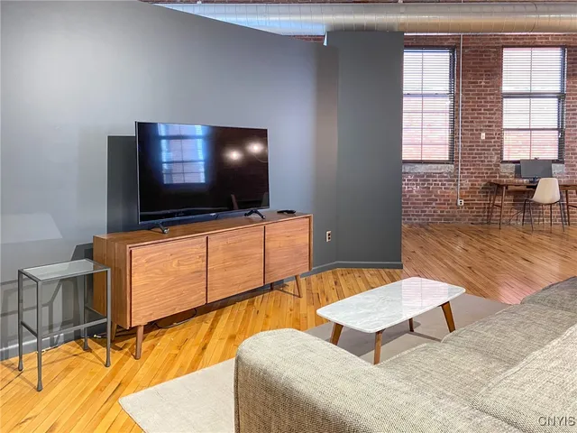 $2,850 | 412 Main Street, Unit 202, Utica, NY 13501