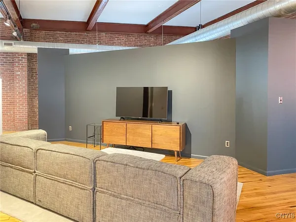 $1,950 | 412 Main Street, Unit 202, Utica, NY 13501