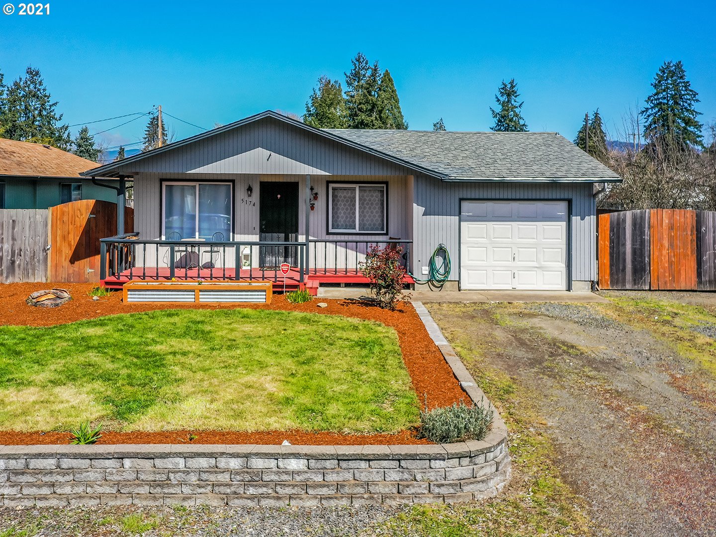 5174 Daisy Street Springfield, OR 97478 - Photo 26 of 32